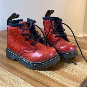 Dr. Martens INFANT 1460 GLITTER PATENT LEATHER BOOTS sz 4